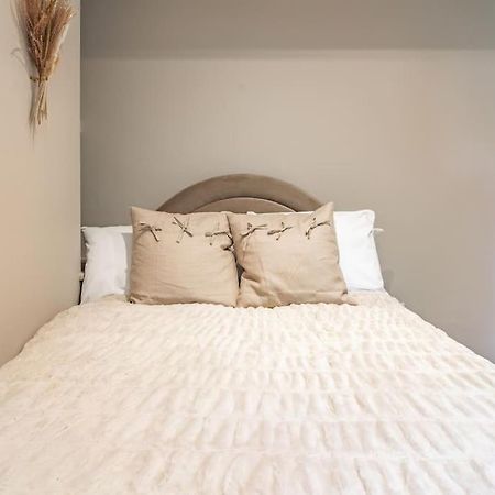 Cottage Cwtch Pontneddfechan Ngoại thất bức ảnh